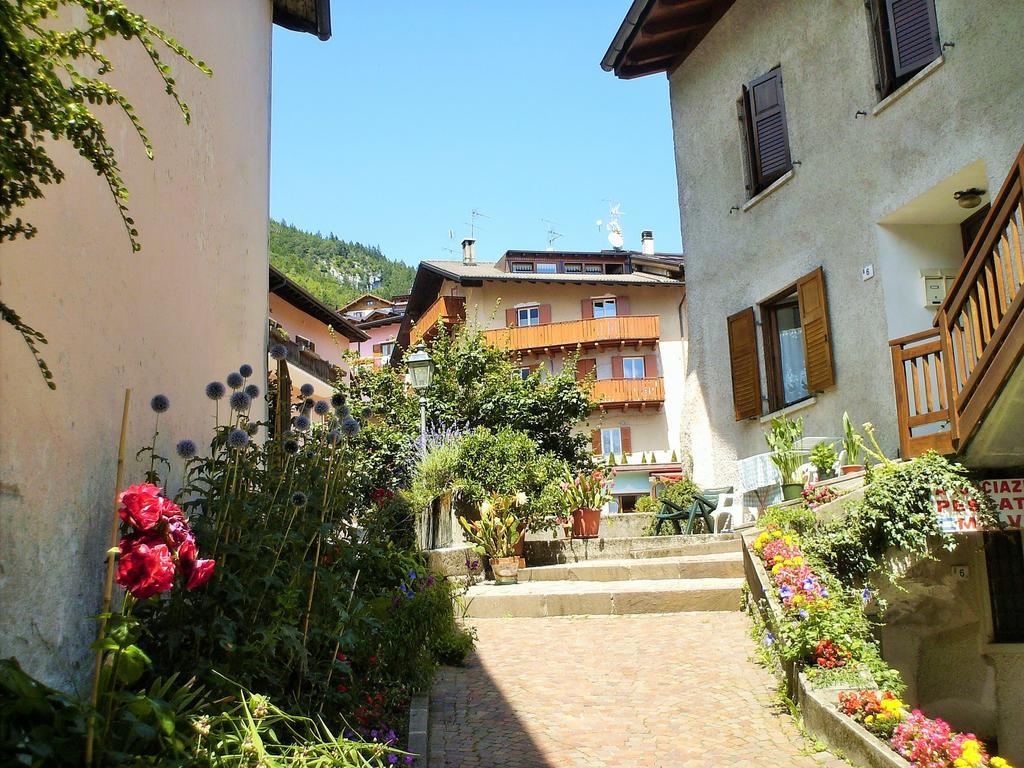 Appartamento Zeni - Dolomiti Di Brenta Molveno Kamer foto
