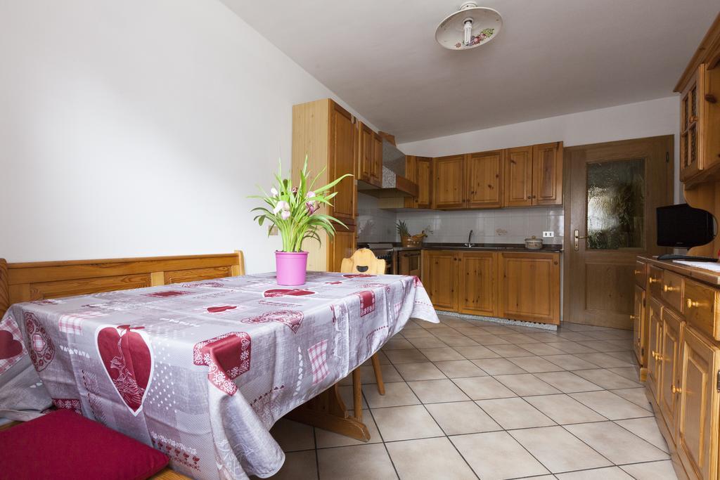 Appartamento Zeni - Dolomiti Di Brenta Molveno Kamer foto